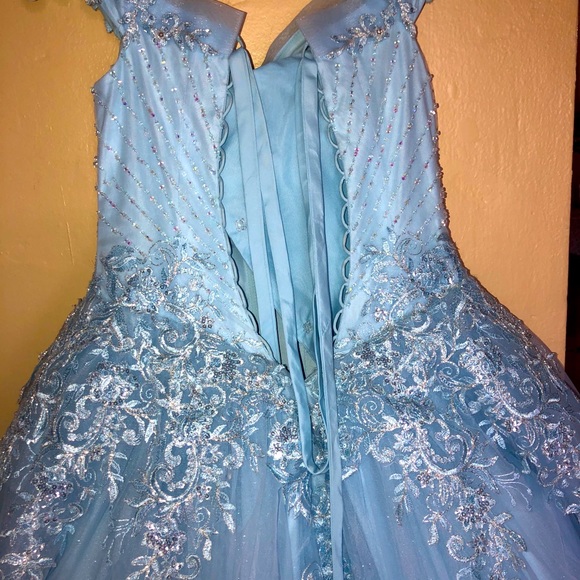 Quinceañera Light Blue Dress - Picture 2 of 4